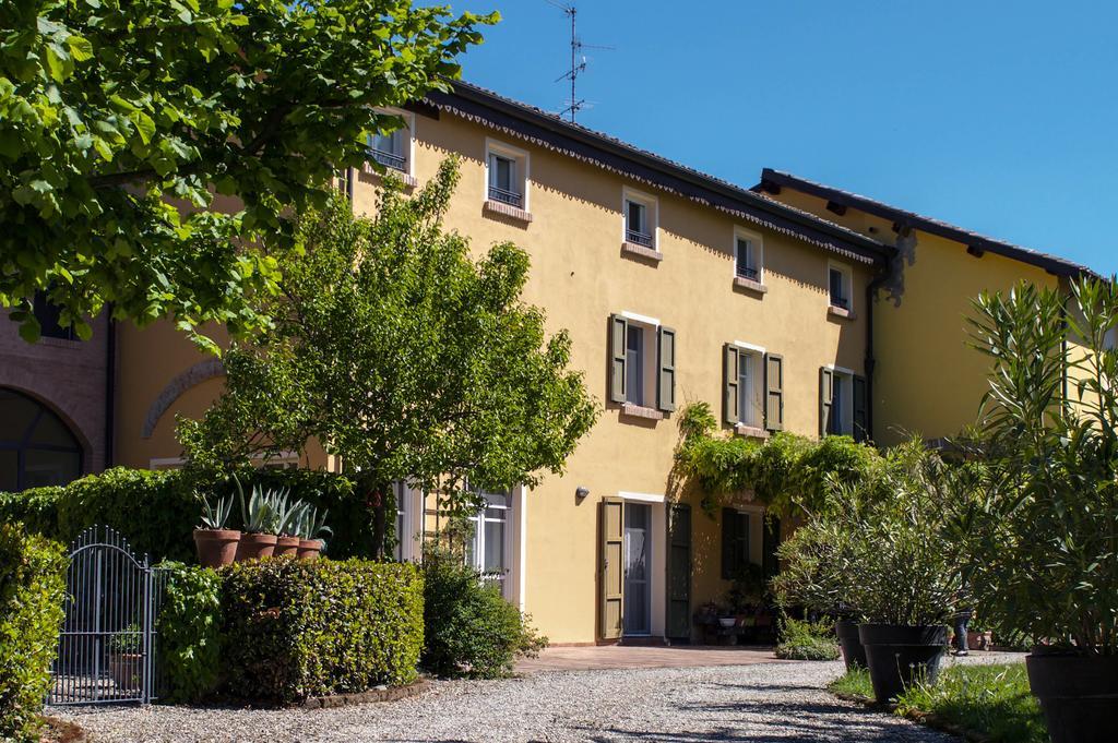 Quattro Castella Quattrocolli B&B المظهر الخارجي الصورة