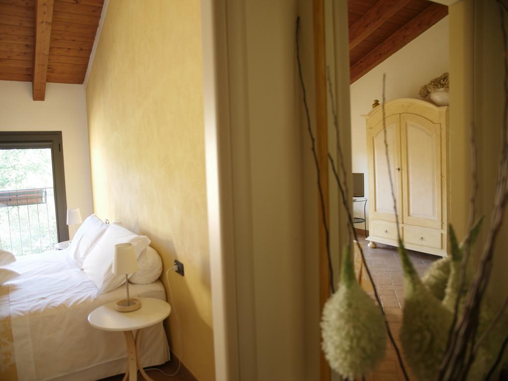 Quattro Castella Quattrocolli B&B المظهر الخارجي الصورة