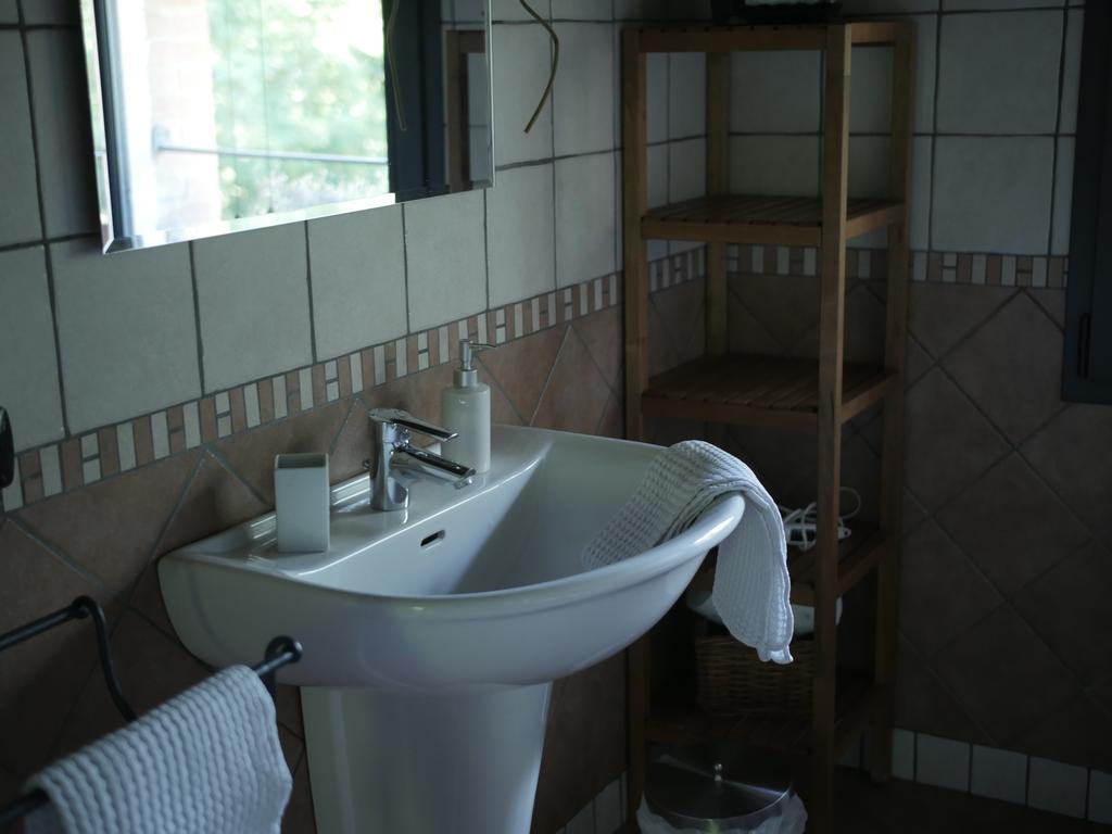 Quattro Castella Quattrocolli B&B المظهر الخارجي الصورة